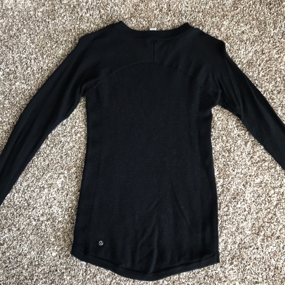 Lululemon Black Sweater Sz.2 - Picture 2 of 4